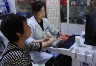 便携式骨密度检测仪品牌快报全国疫情继续稳定下降稳定之后这些人建议做骨密度检测